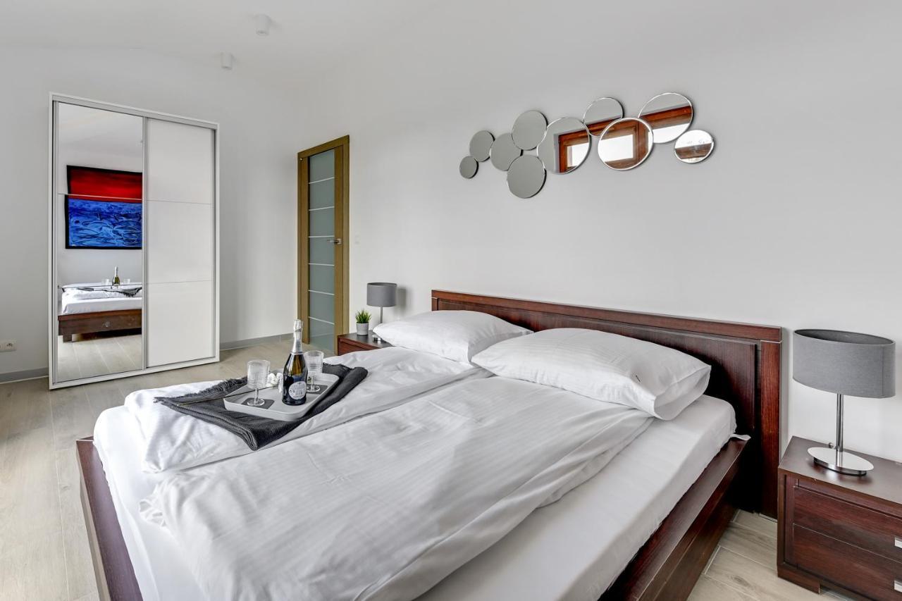 Grand Apartments - Neptun Park Escala Seaside Apartment غدانسك المظهر الخارجي الصورة